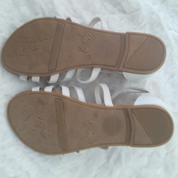 Wonder Nation Child Slippers - Picture 2 of 5